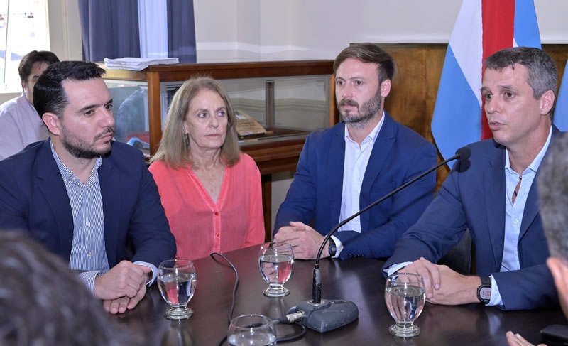 Se elabora una ordenanza de transición entre los equipos de Cresto y Azcue