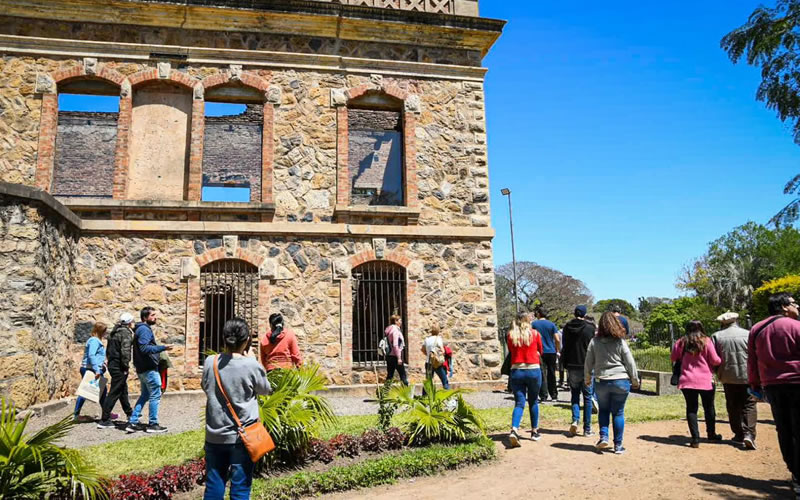 Fin de semana turístico con ocupación plena y movimiento en Concordia