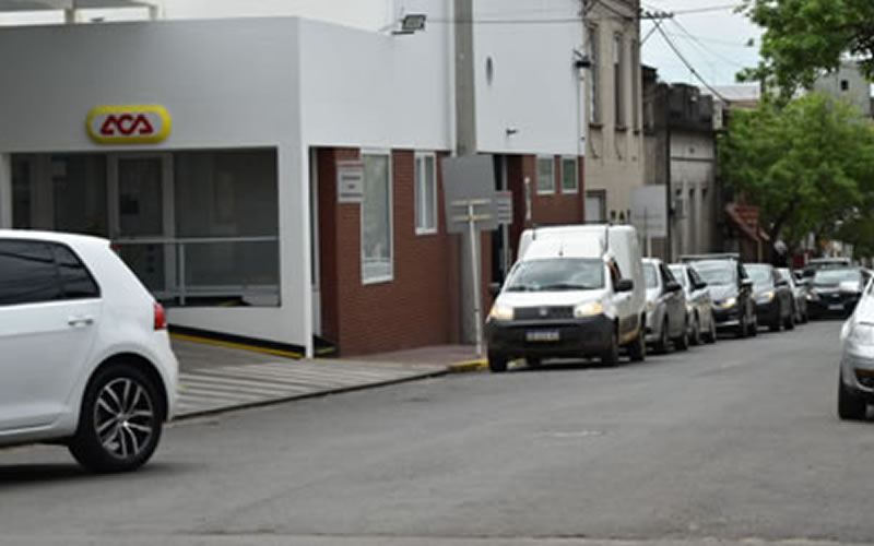 Continúa el desabastecimiento de combustible en la región, una situación que no se normaliza y preocupa
