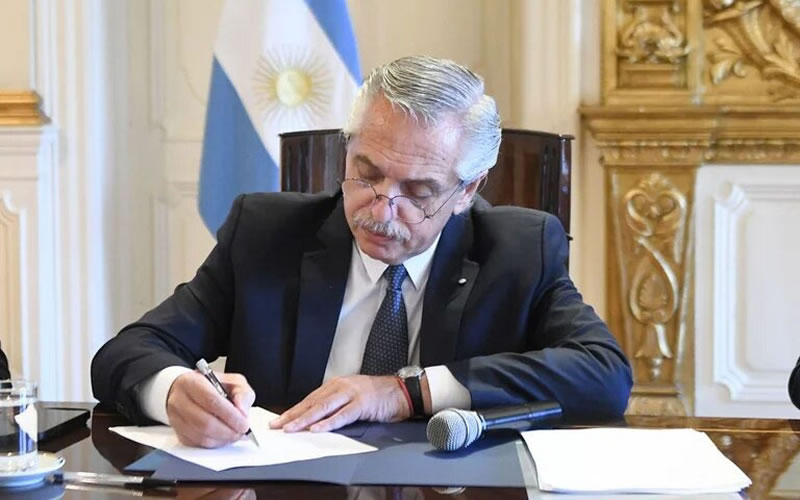 Alberto Fernández firmó el pliego de la jueza Ana María Figueroa