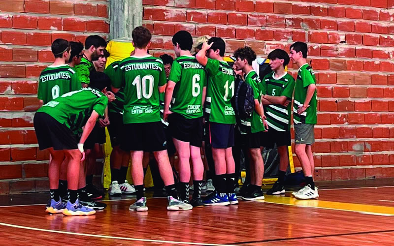 Estudiantes va al Nacional de Cadetes de Handball
