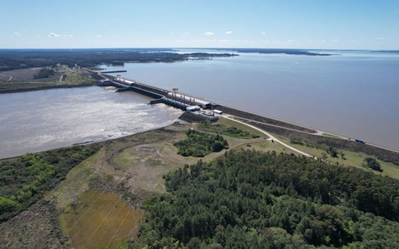El río podría llegar casi a los 11 metros frente al puerto de Concordia