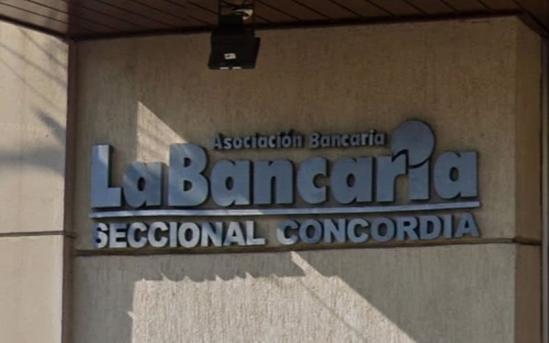 Bancarios anuncian paro en tres entidades financieras para este viernes