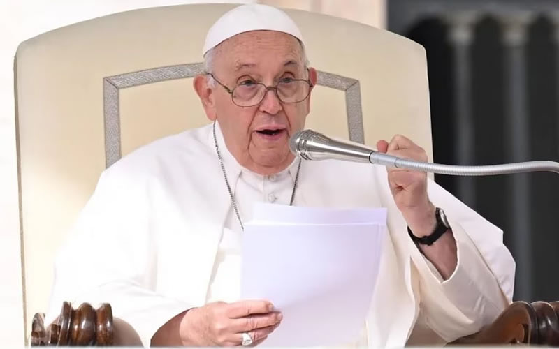 El papa Francisco llamó a una jornada por la paz y pidió evitar una catástrofe humanitaria en Gaza