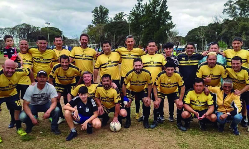 Se juega el clasico de los medios en el Seniors+45