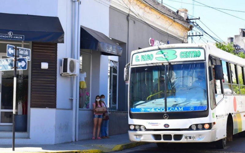 Comerciantes piden la suspensión del carril único y prohibición de estacionamiento sobre calle San Luis