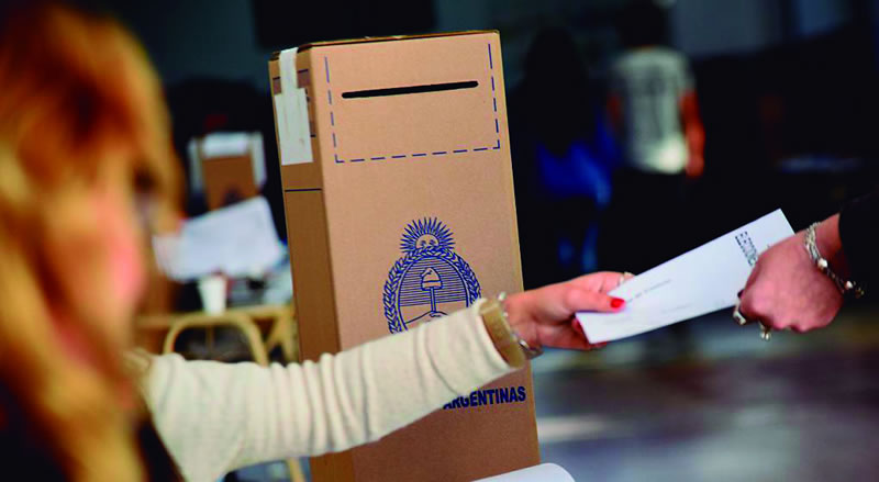 Balotaje 2023: Capacitación autoridades de mesa
