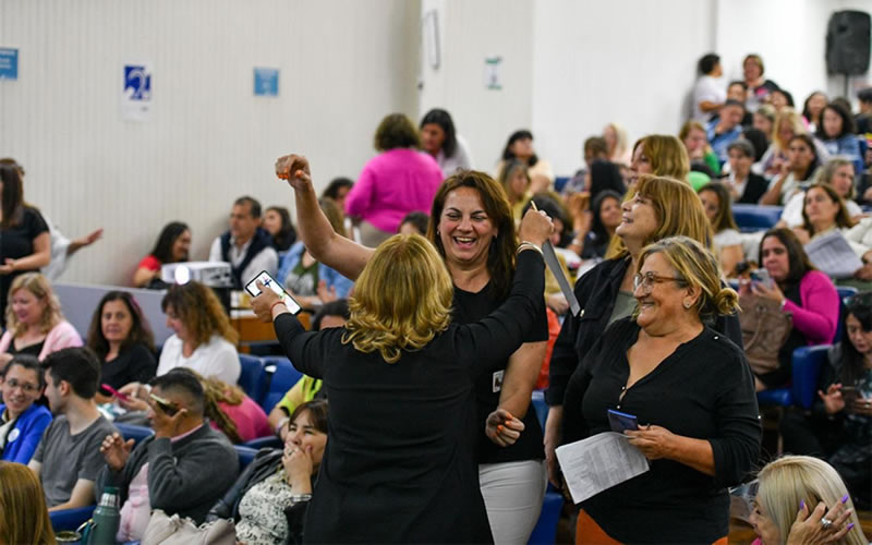 El CGE titularizó a 5.953 docentes y a 1.233 en  cargos directivos en escuelas entrerrianas