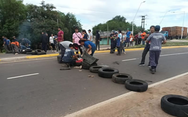 Trabajadores de Campo El Abasto anunciaron medidas de fuerza frente a la Municipalidad
