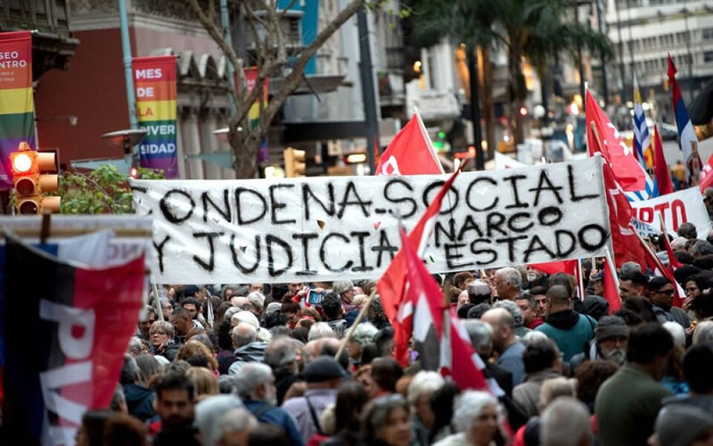 Uruguay: Marcha contra la corrupción, movilización multisectorial por el escándalo del narcopasaporte