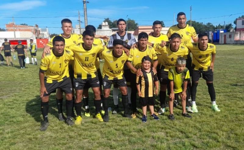 Libertad, Real Concordia, Victoria y  Wanderer`s son los semifinalistas