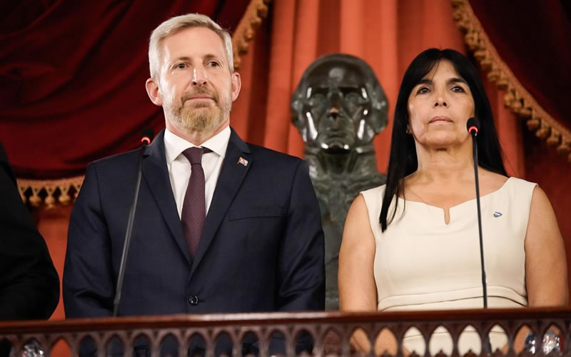 Asumió Frigerio: “Entre Ríos va a tener el gobierno más austero, transparente y moderno”