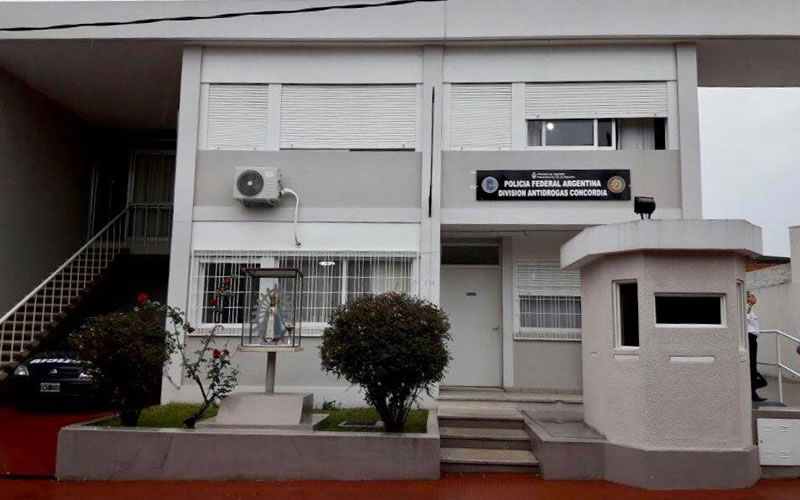 Se fugó un hombre que estaba detenido en una de las celdas de la Policía Federal