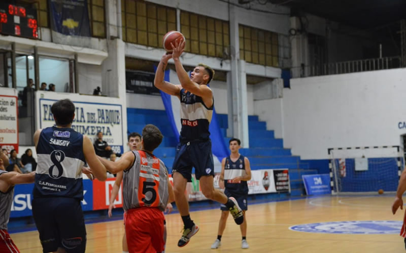 Pre Federal de Básquet: Ferro cerró con un triunfo