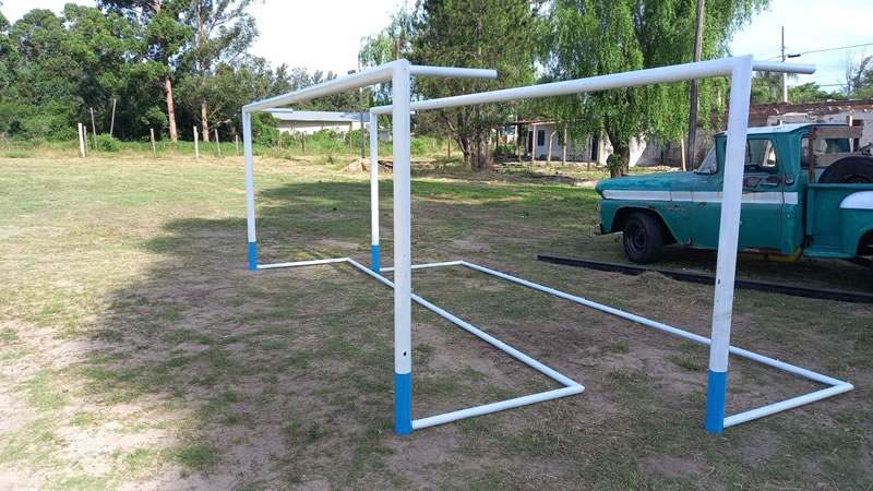El Club Ferrocarril recibió donaciones para su predio