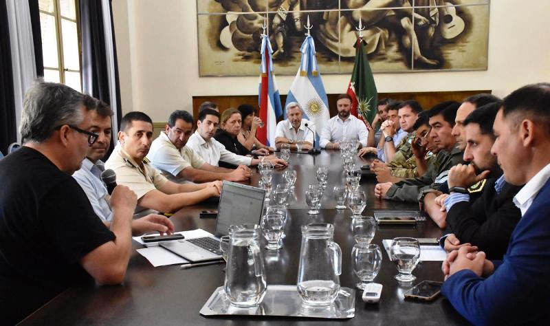 Inundación: Frigerio y Azcué encabezaron reunión del COES
