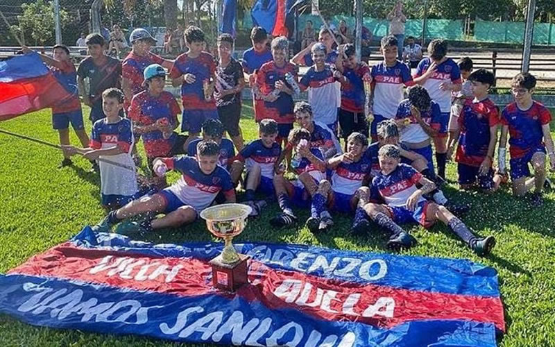 San Lorenzo de Villa Adela se consagró campeón Cat. 2011
