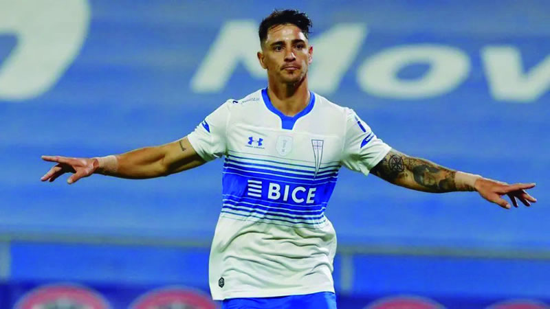 El chajariense Fernando Zampedri es el mejor jugador de Chile y hace historia como máximo goleador