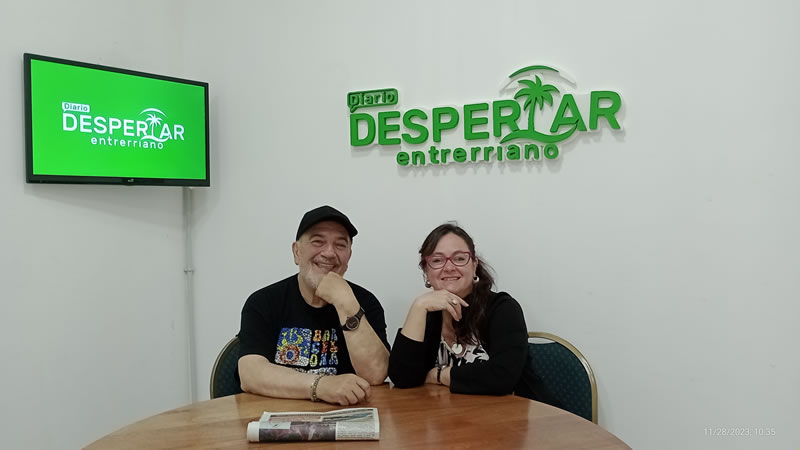 Marcelo Demonte Becker y Vanesa Pezzelatto nos cuentan su historia en el Día Nacional del Teatro