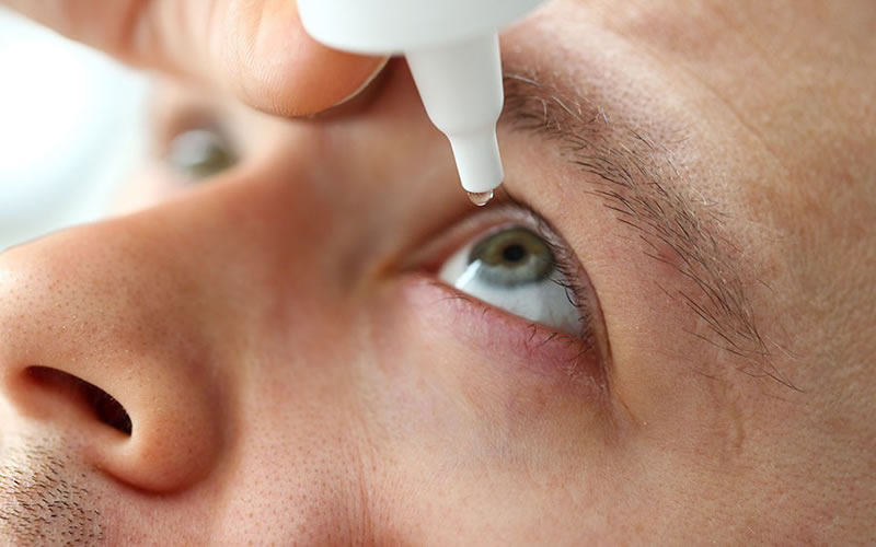 Una vista saludable desde la infancia hasta la adultez