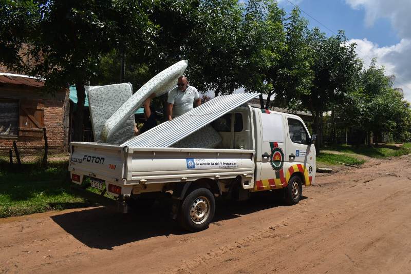 El municipio brindó ayuda a las familias afectas por el fuerte temporal