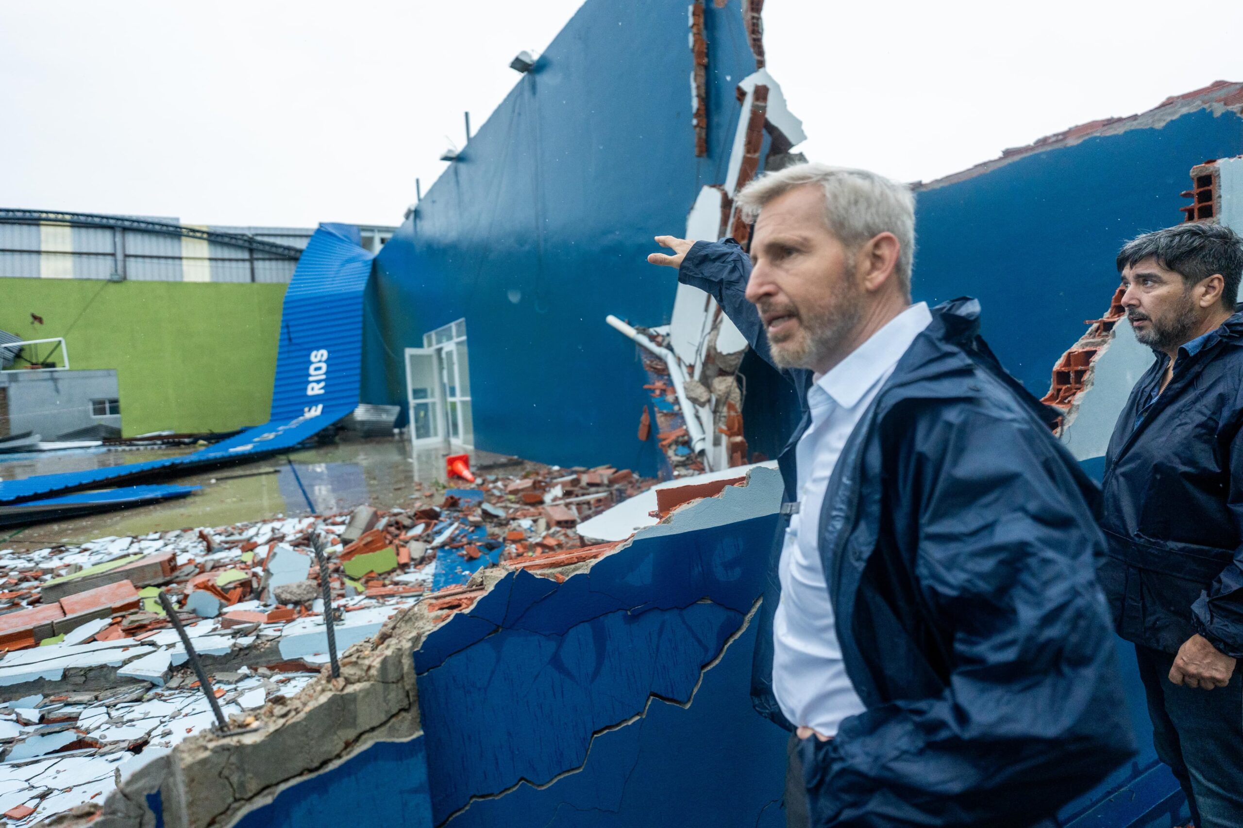 El gobernador Frigerio recorrió Villaguay una de las ciudades mas afectadas por la tormenta de este miércoles