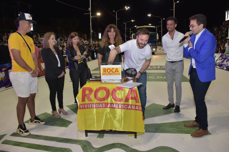 Carnaval: Se conocieron los primeros cinco números que participarán del sorteo final de una Vivienda Roca