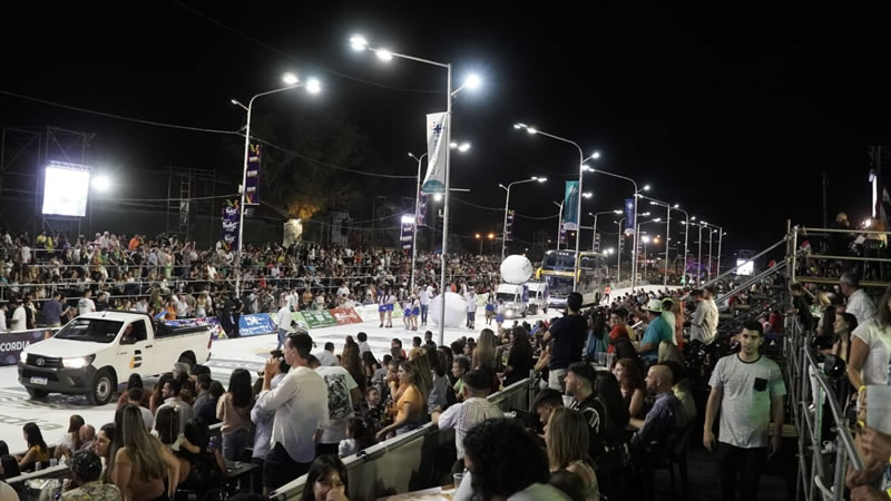 Carnaval: El corsódromo se vistió de fiesta por segunda vez