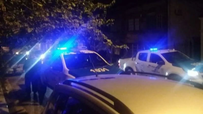 Ingresaron a robar por el techo de un comercio y se llevaron una importante suma de dinero