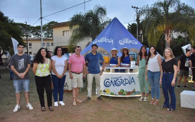 Desde la costanera se realizó el lanzamiento del programa “Conectá Verano 2024”