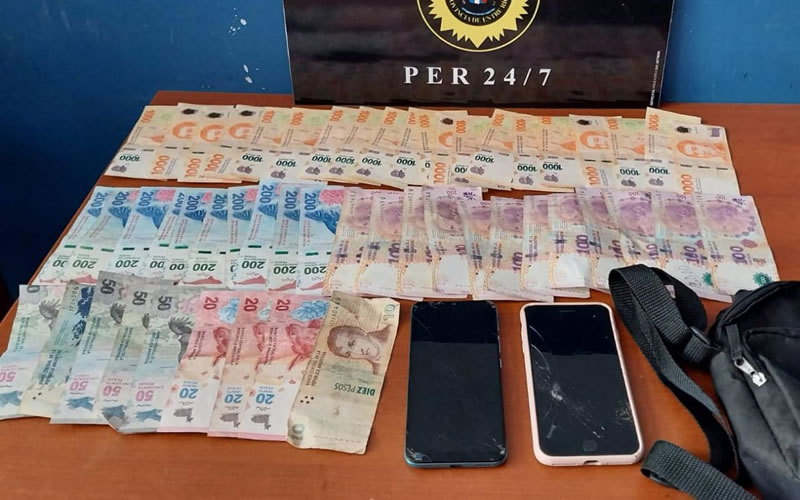 Dos jóvenes fueron detenidos tras ser descubiertos intentando ingresar a una casa