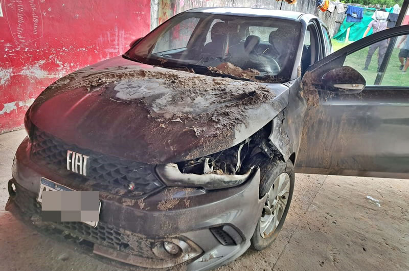 Investigan el incendio del vehículo de uno de los hermanos Monzón que fue detenido en los allanamientos de este viernes