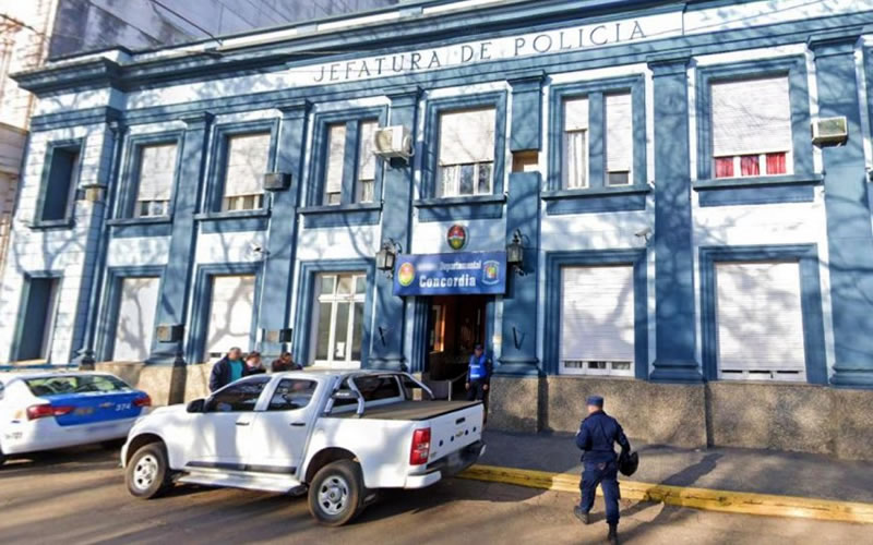 Investigarán a tres policías que estarían involucrados en un robo