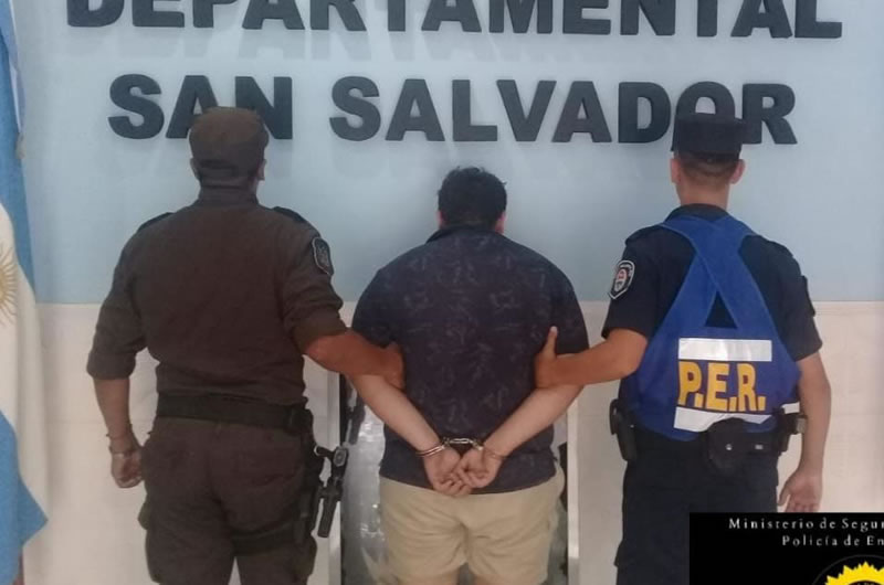 Una moto chocó a dos policías en la ruta 38