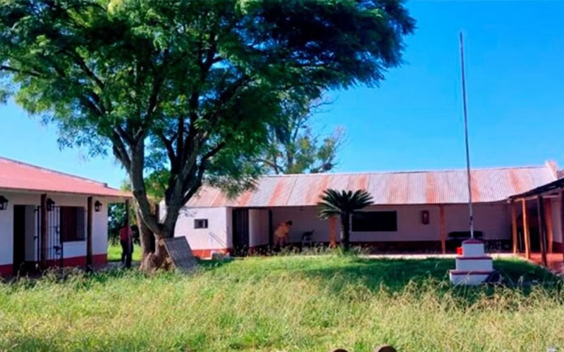 Por el cierre de una escuela rural, alumnos fueron reubicados en otra que queda 15 kilómetros más lejos