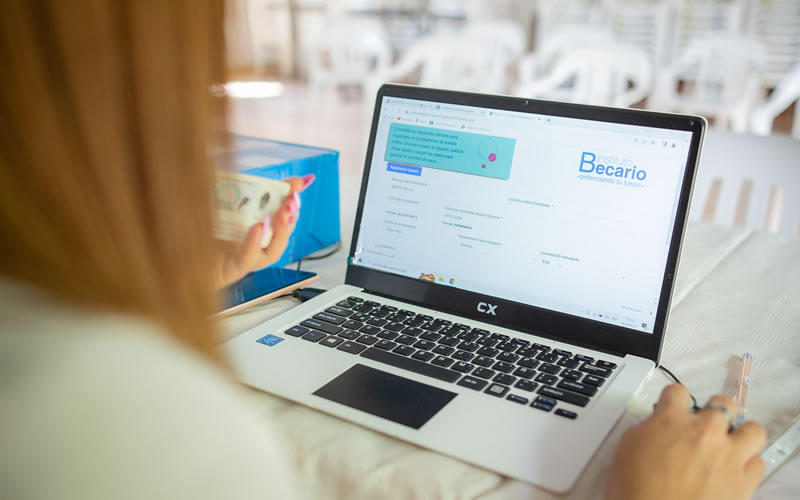 El 1 de marzo comenzarán las inscripciones para becas de nivel secundario