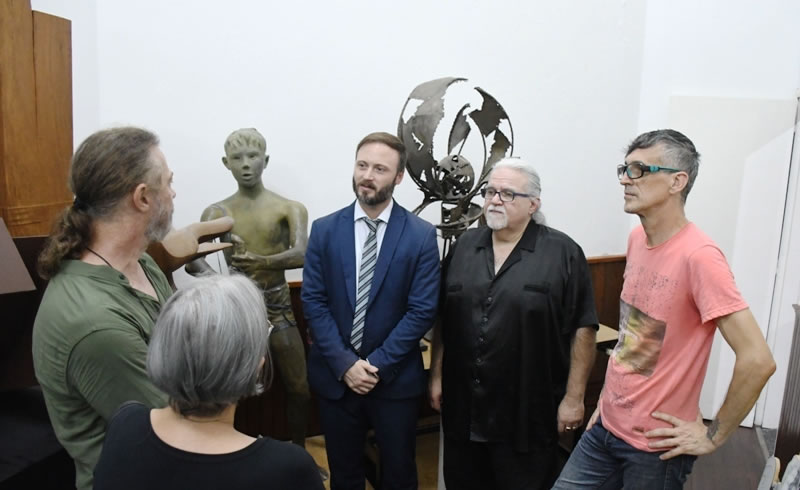 Se inicia el proceso de restauración de “El Muchacho del Paraná”