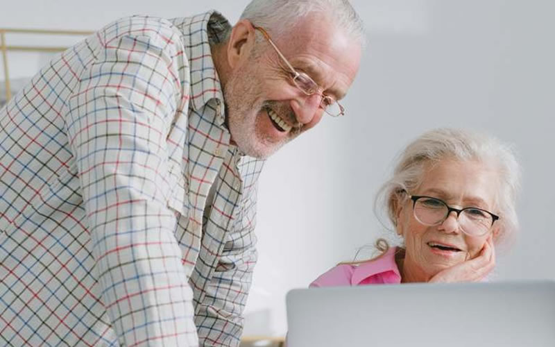 Taller de inclusión financiera para la tercera edad