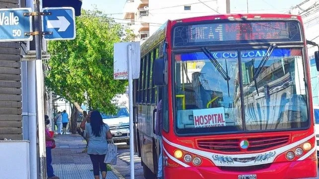 Empresas de colectivos urbano de pasajeros a la espera de respuestas ante eliminación de fondos y consideran nuevo aumento en el boleto
