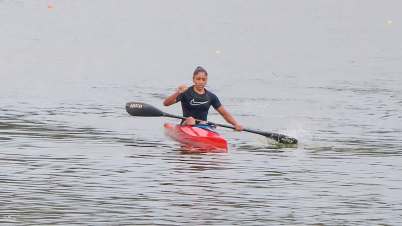 Maratón de Canotaje: La concordiense Celestina  Benítez conquistó el título máximo en su categoría