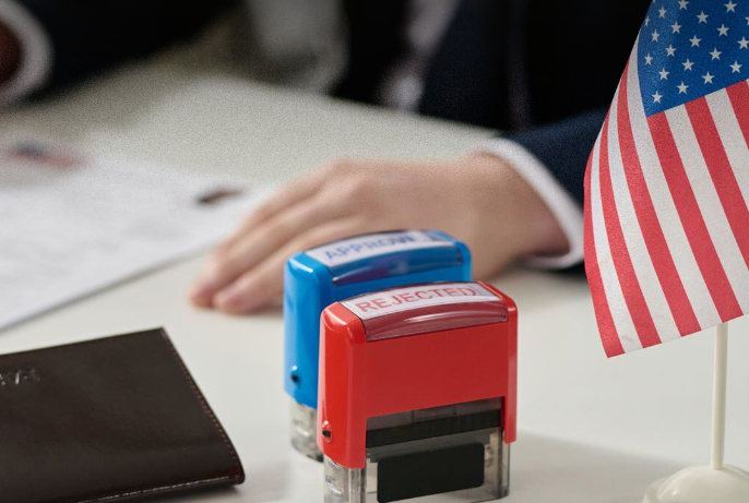 Estados Unidos: Proponen reducir la semana laboral a 4 días manteniendo el salario