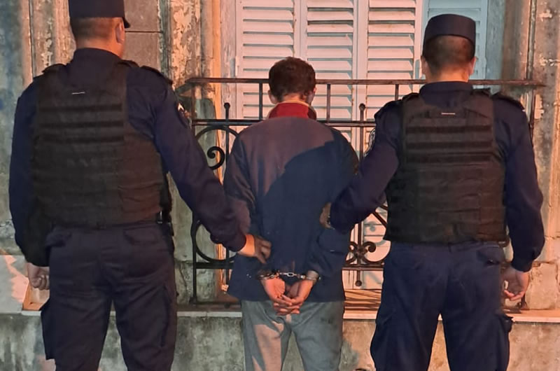 Robó una mochila afuera del casino e intentó darse a la fuga