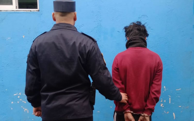 Lo descubrieron robando cables y fue detenido