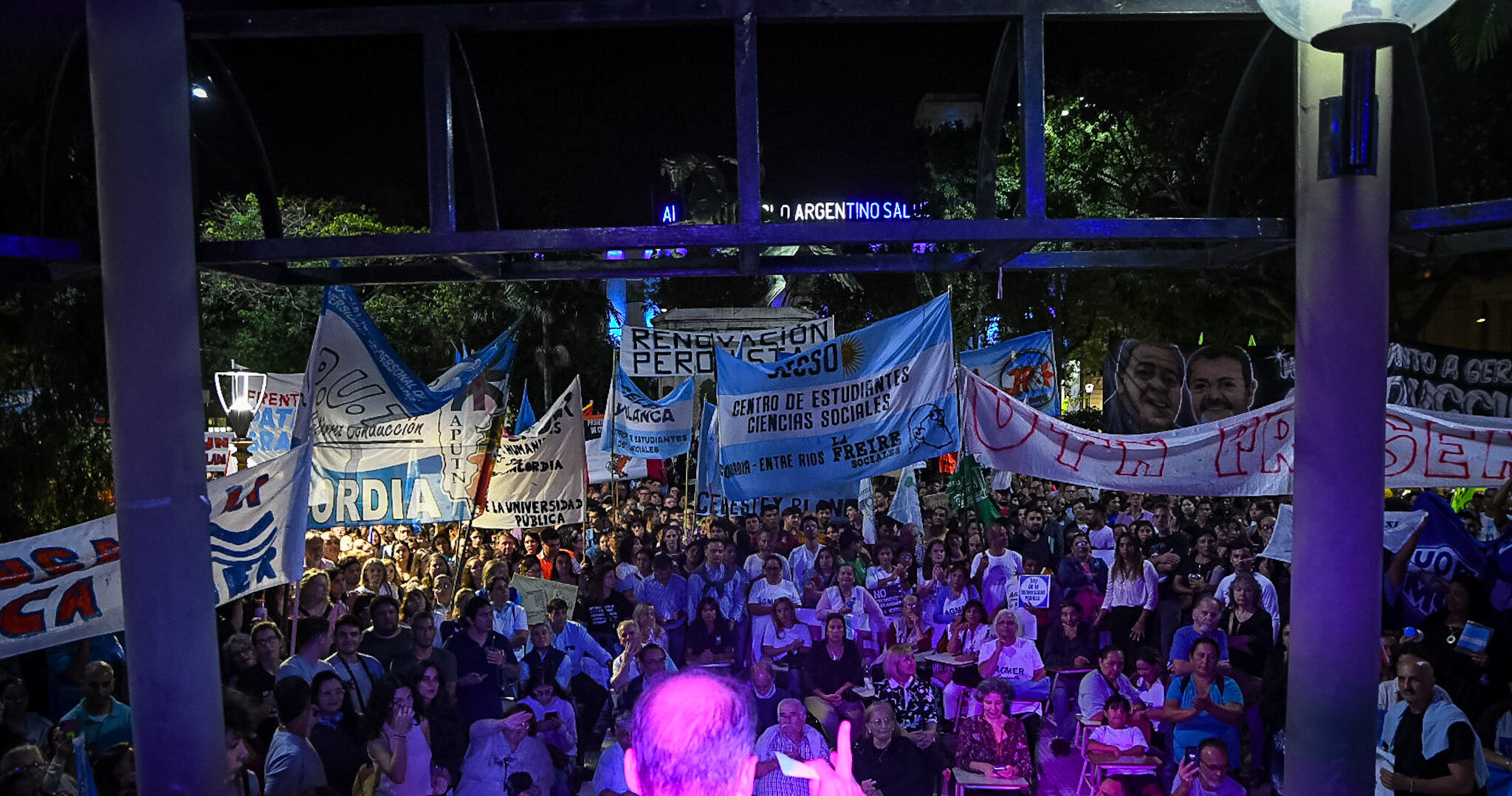 Marcha Universitaria: Concordia también tuvo una multitudinaria manifestación
