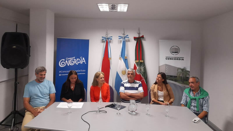 Comenzó la Copa Mercosur de Padel que se juega en La Vía Padel, Hangar Padel y Punto de Oro