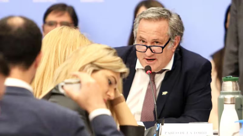 Echaron al secretario de Niñez y Familia por la polémica de los alimentos almacenados