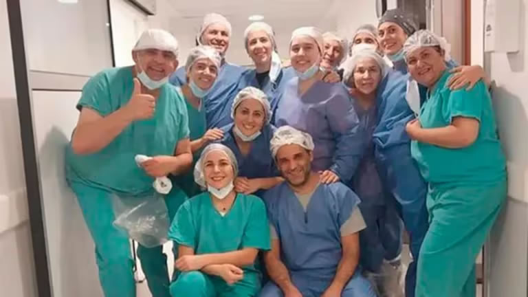 Nacieron cuatrillizos en Córdoba tras un embarazo natural: Se da en 1 de cada 700 mil nacimientos