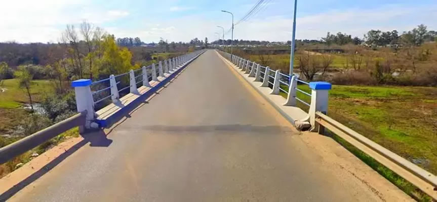 Denuncian que nuevamente están tirando piedras sobre el Puente Alvear