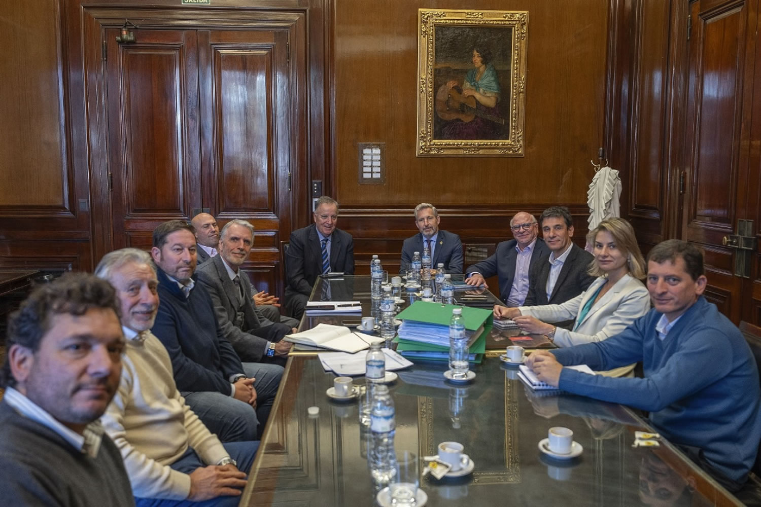 Frigerio gestionó ante el Banco Nación líneas de créditos para desarrollos inmobiliarios