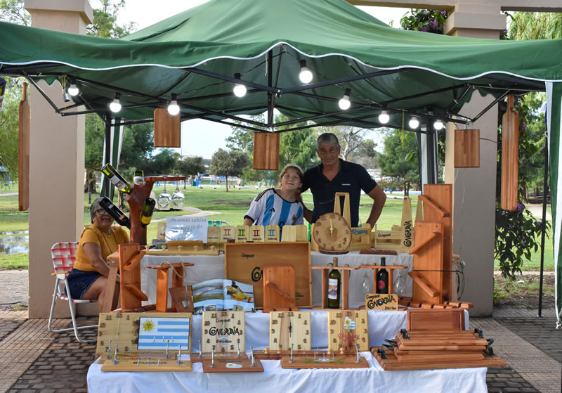 Feria “Paseo del Río” en el Mirador Arenitas Blancas